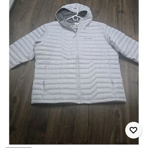 Columbia Men's Light Gray Hooded Puffer Jacket